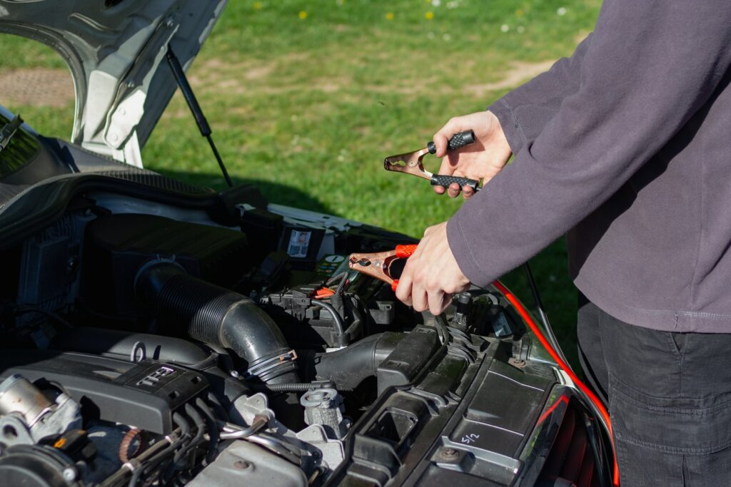 How to Fix a Broken Fuse Holder in Your Car